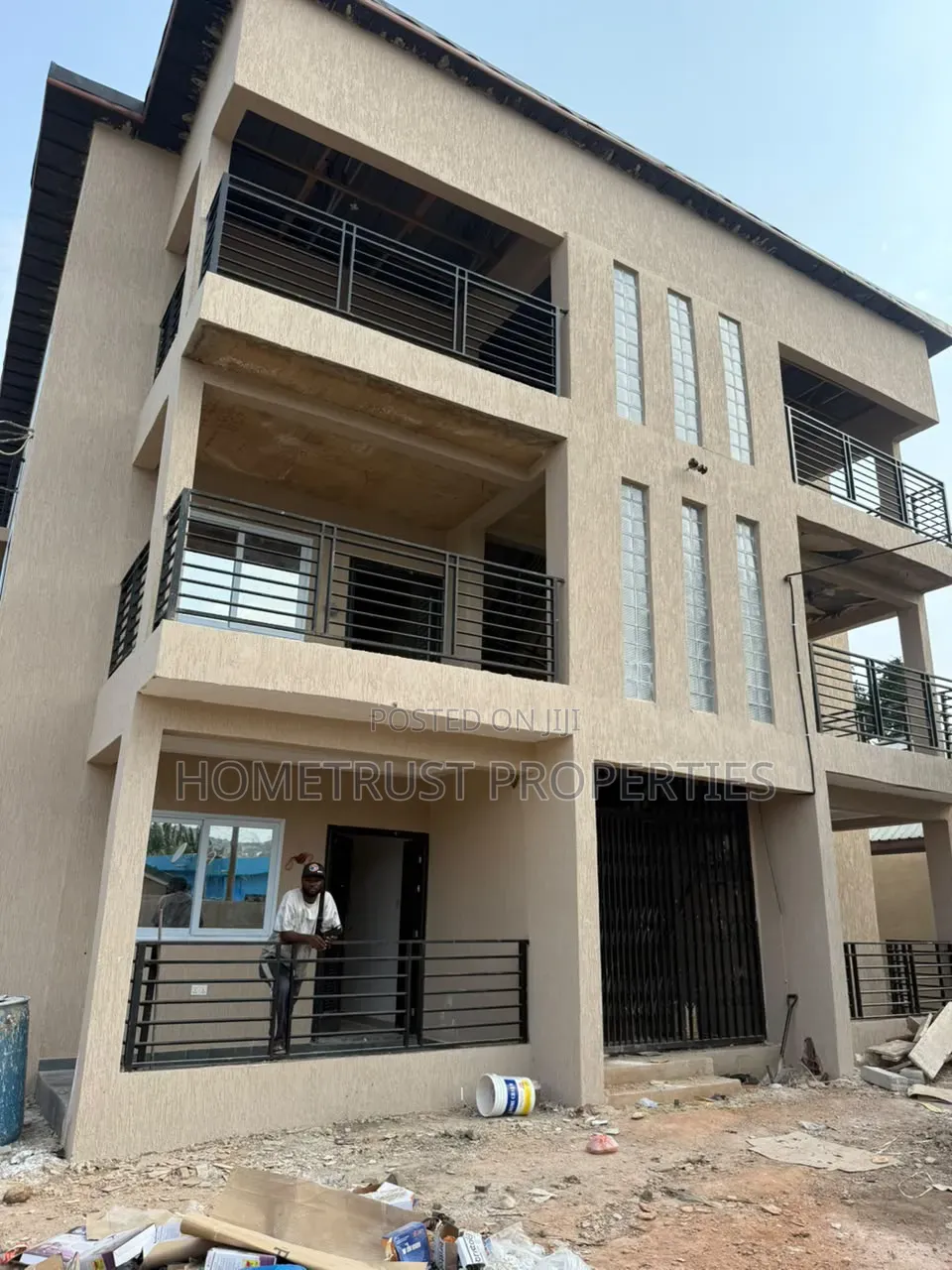 1bdrm Apartment in Ashongman Estate, Police Station for rent