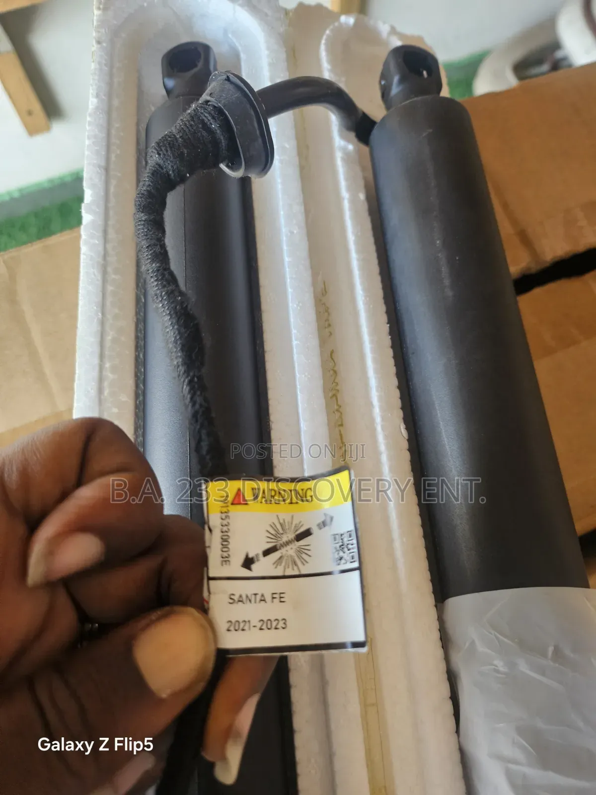 Hyundai Santa Fe 2021/2023 Electronic Boot Shocks