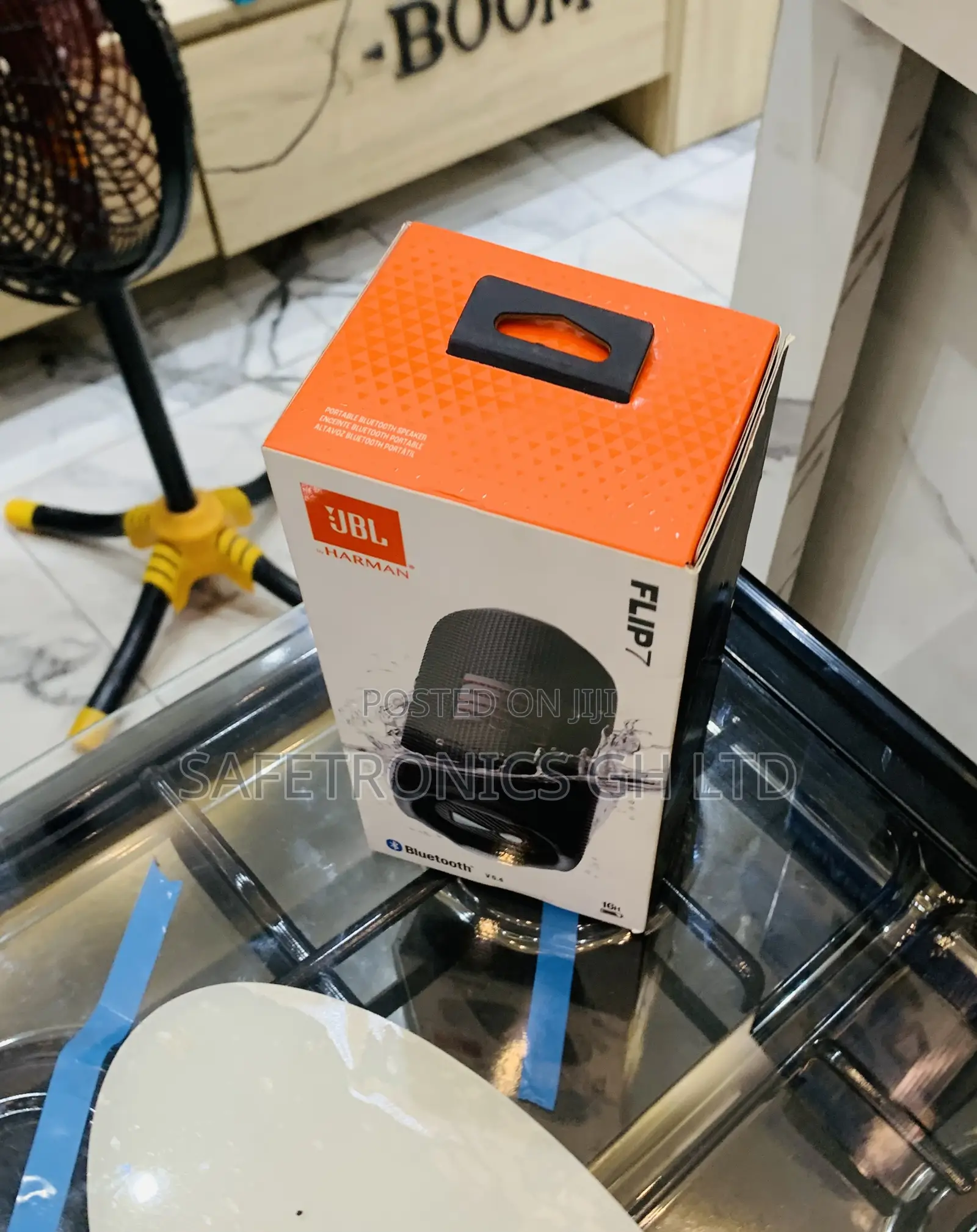 Super Sleek JBL Flip 7 Portable Waterproof  Bluetooth Speaker
