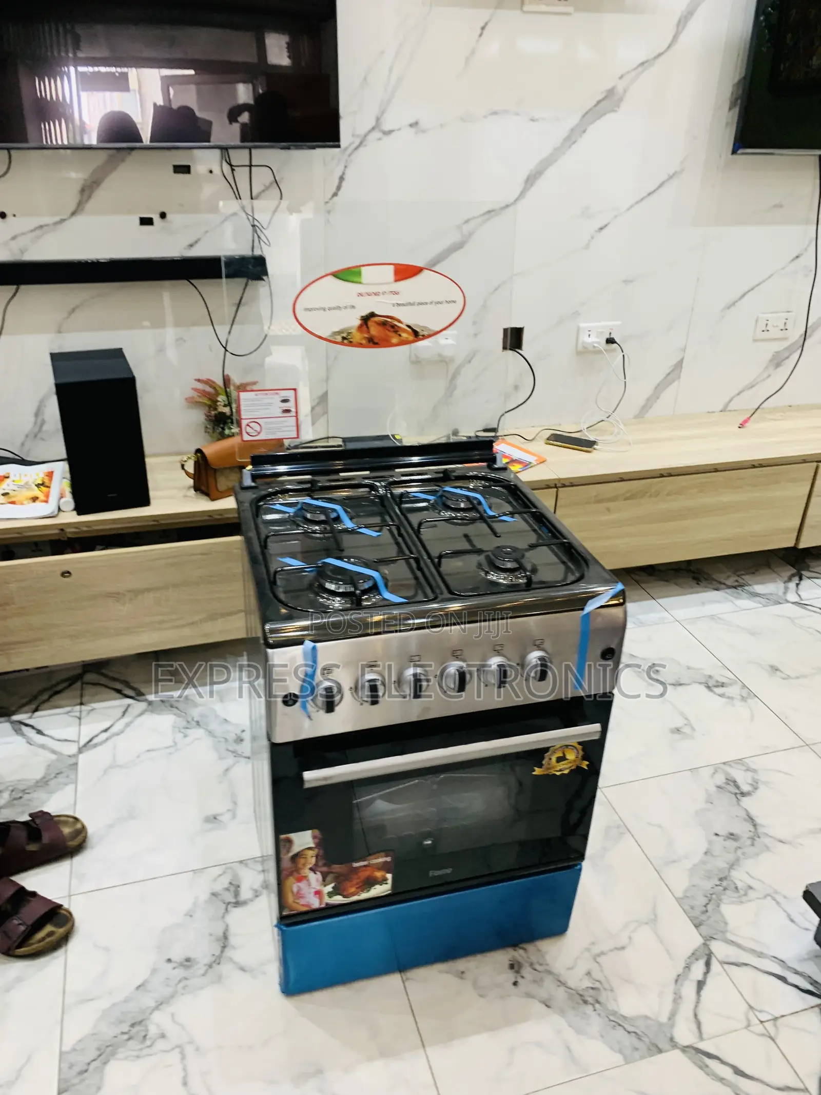 Shop the New Line Gas Cooker Oven 6060 4burner Ferre