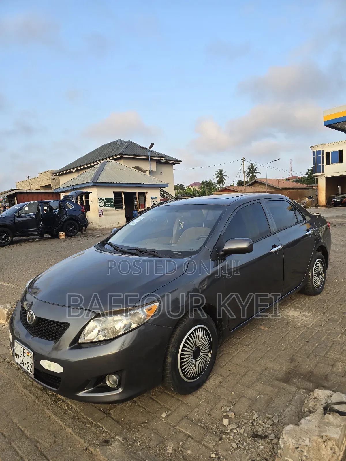 Toyota Corolla LE 4dr Sedan (1.8L 4cyl 4A) 2010 Gray