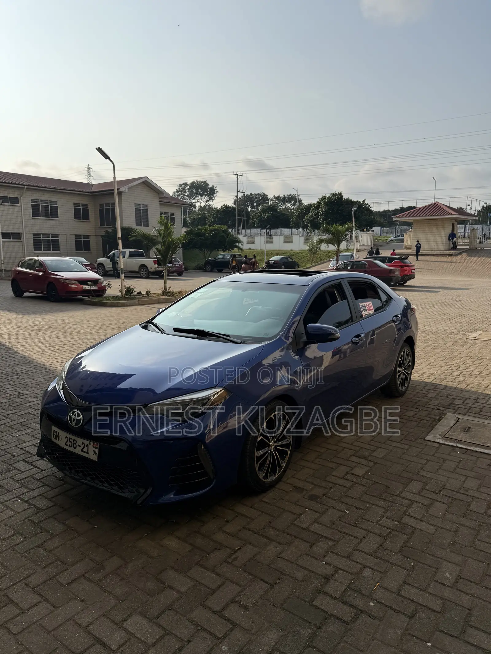 Toyota Corolla 2016 Blue