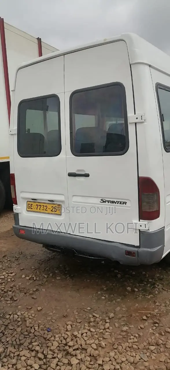 Mercedes-Benz Sprinter 1999 White