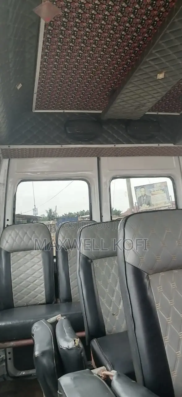 Mercedes-Benz Sprinter 1999 White