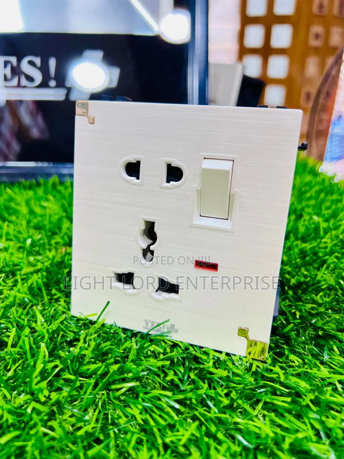 Topnotch Rosegikd)/Grey/Silver/Gold/White/Socket and Switches