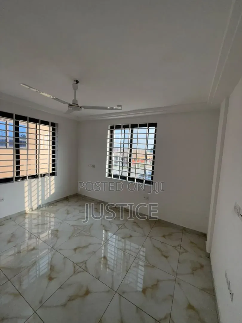3bdrm Apartment in Odumase Pokuase for rent