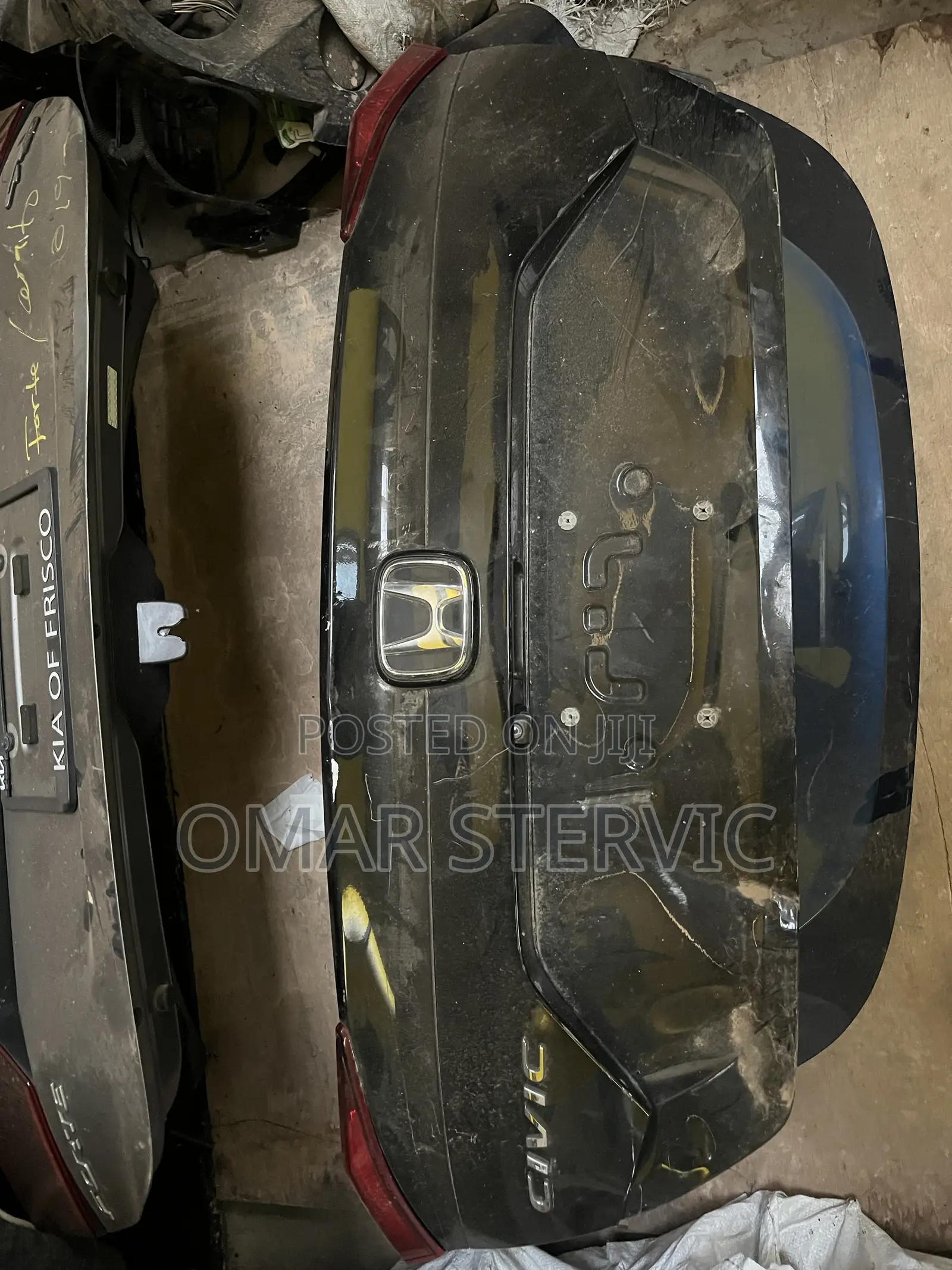 Civic 2016-2021 Boot