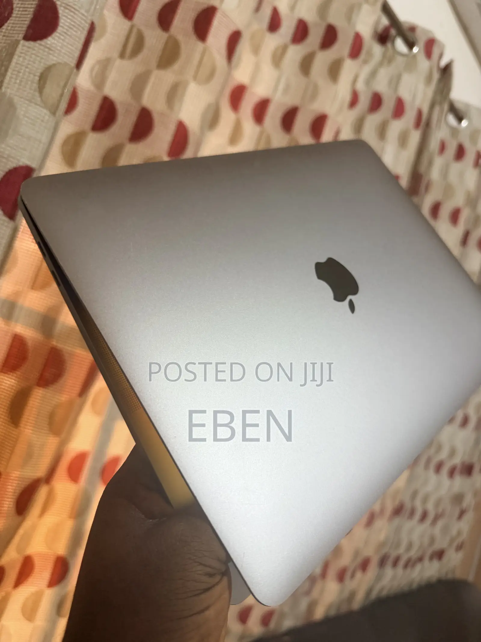 Laptop Apple MacBook Pro 2020 32GB Intel Core i7 SSD 1T