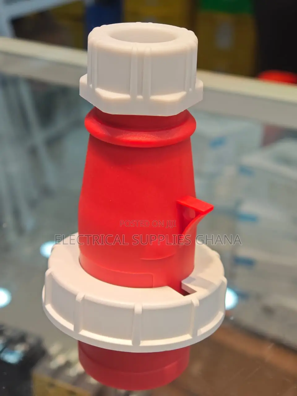 IP67 Waterproof Industrial Plug – 4 Pin 32A 380/415v (0242)