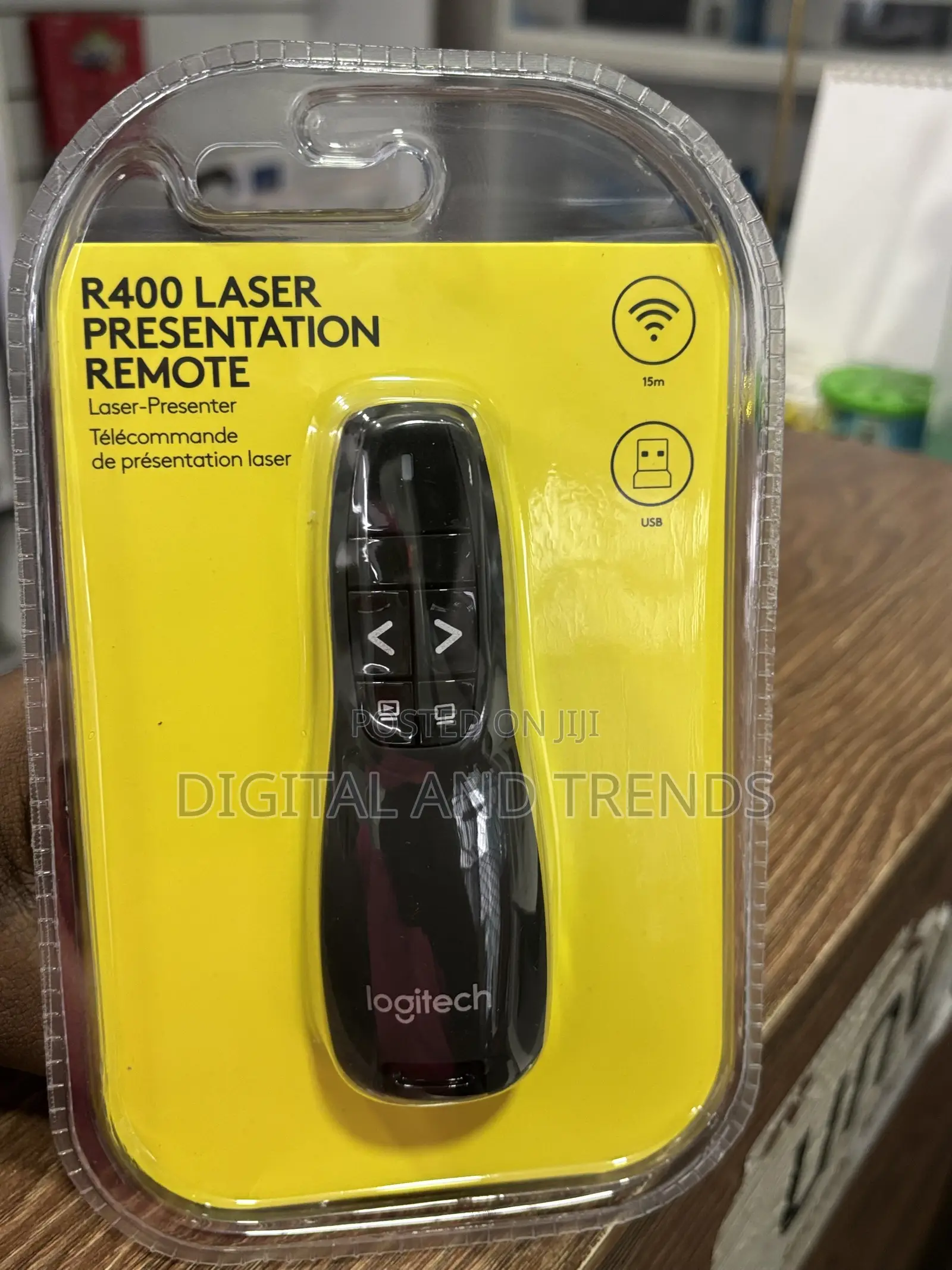 Logitech R400 Laser Presentation Remote
