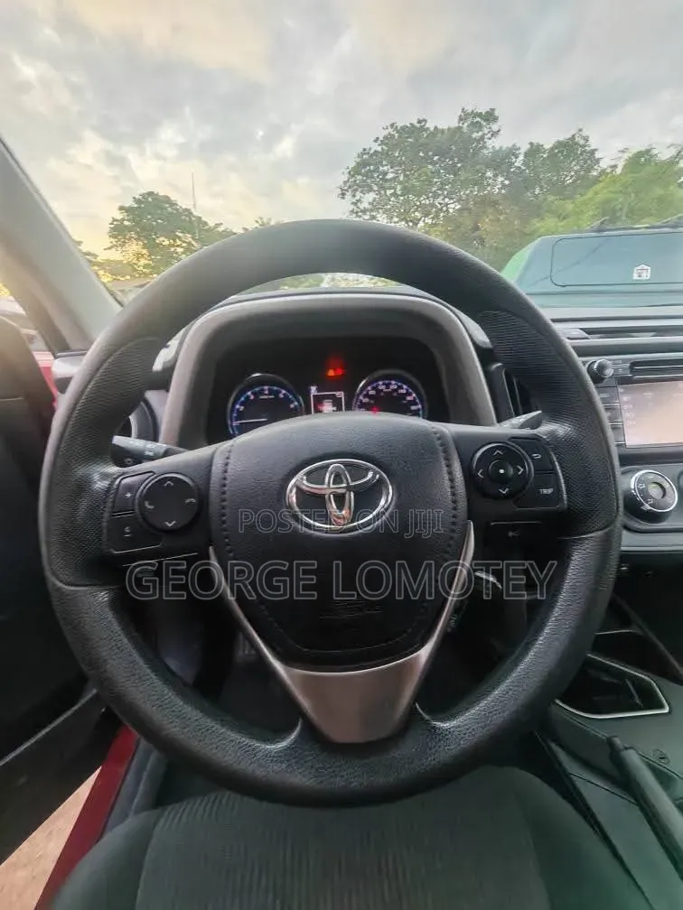 Toyota RAV4 2017 Red