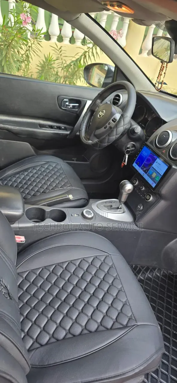 Nissan Qashqai 2009 Gray