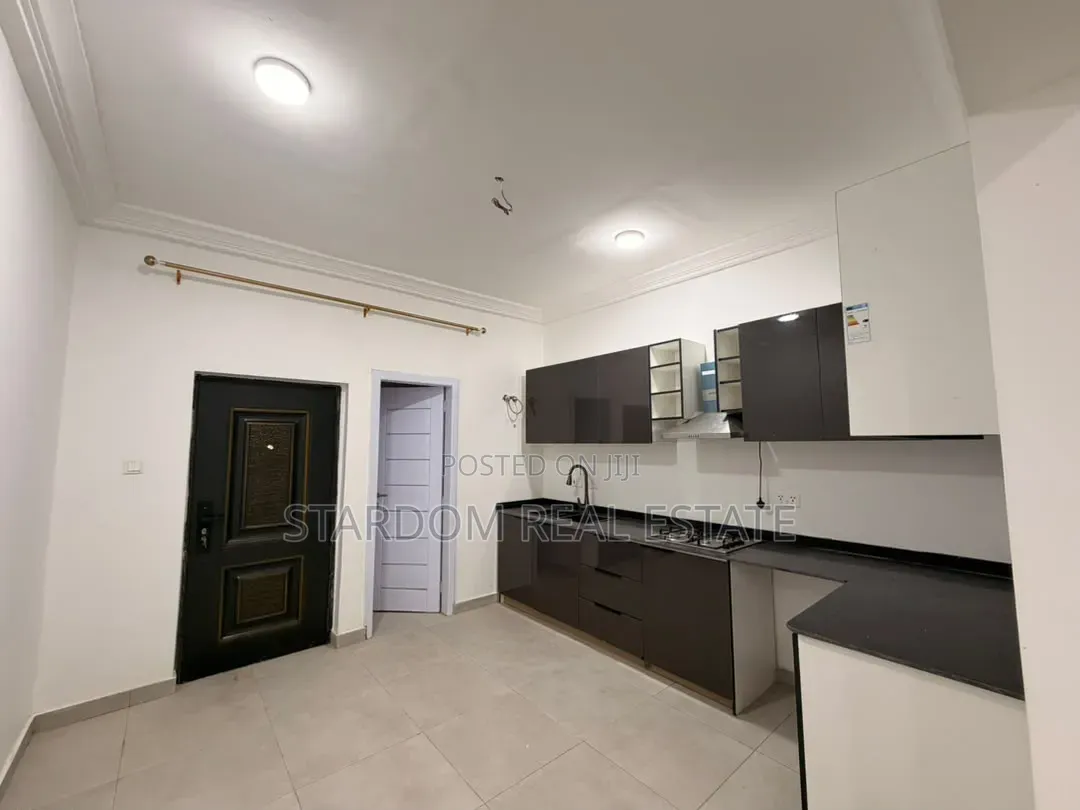 2bdrm Apartment in Lakeside Estate for rent