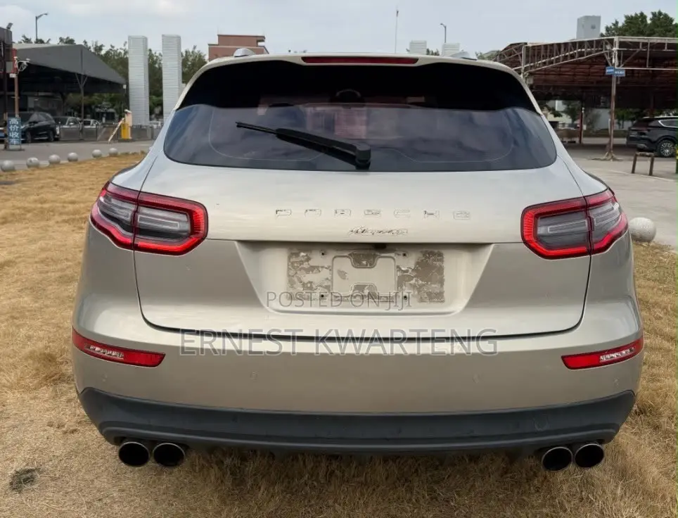 Porsche Macan 2018 Gray