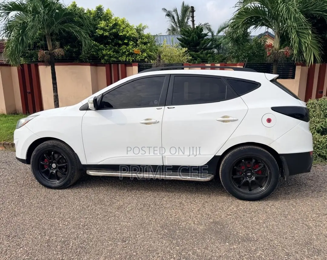 Hyundai Tucson 2013 White