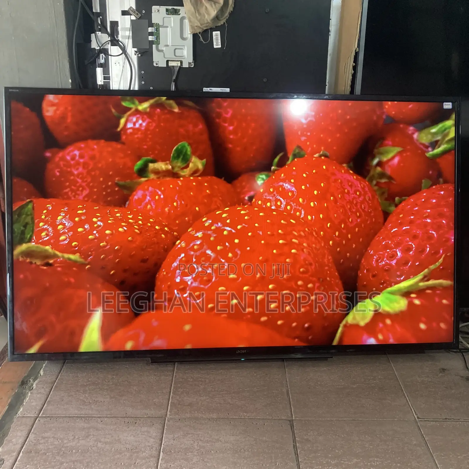 60 Inches Sony Bravia Smart Digital Satellite TV