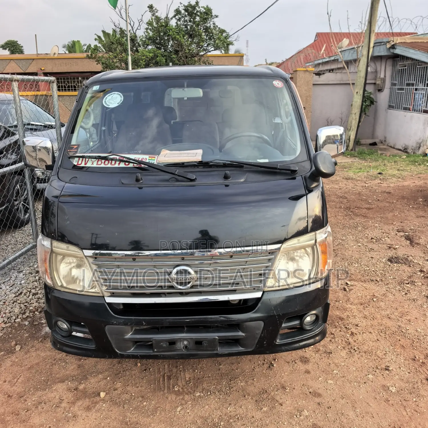 Nissan NV200 2011 Green