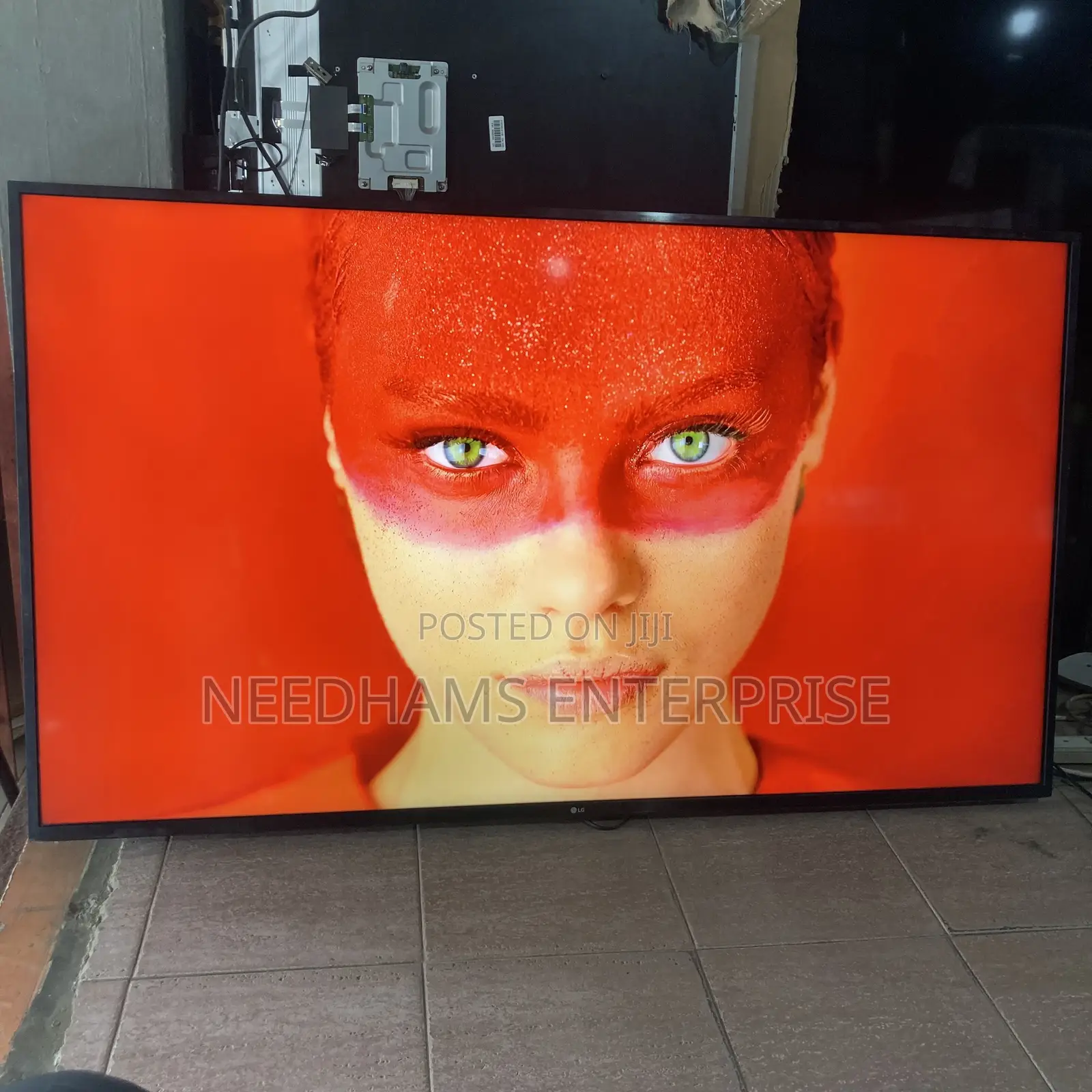 65 Inches LG Smart Uhd TV