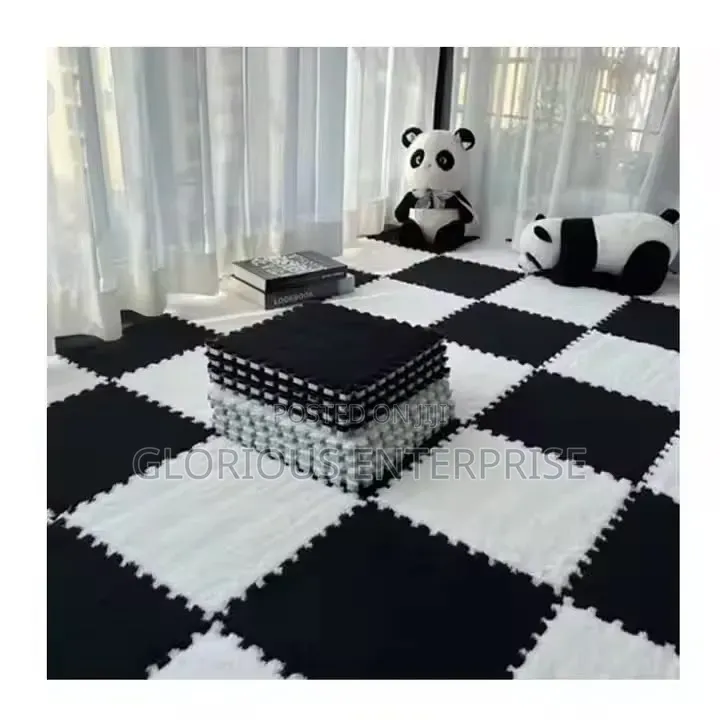 30 Pieces Puzzle Carpet