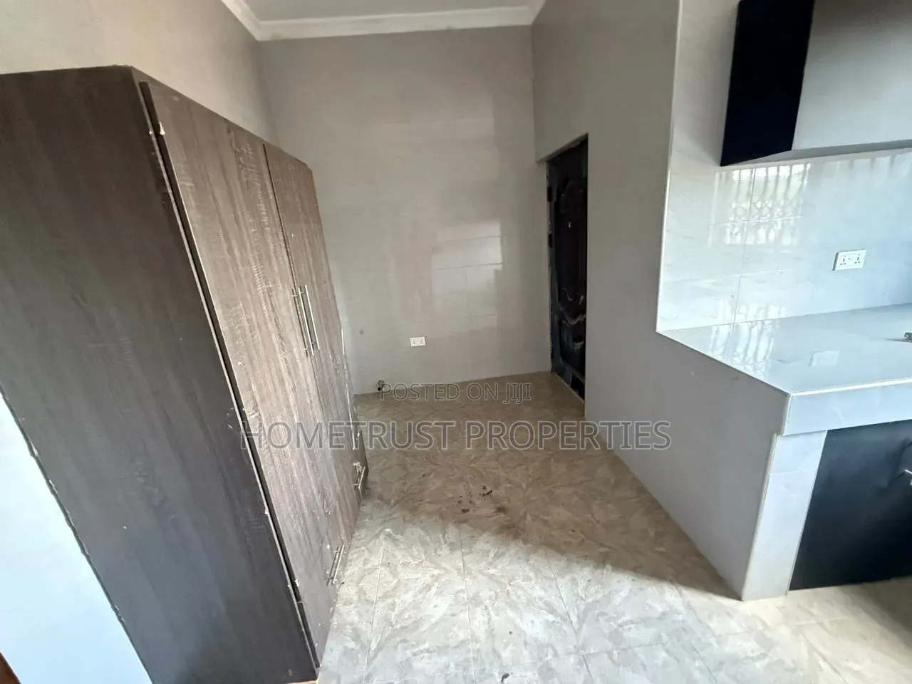 2bdrm Apartment in Ablekuma Curve, Pentecost for rent