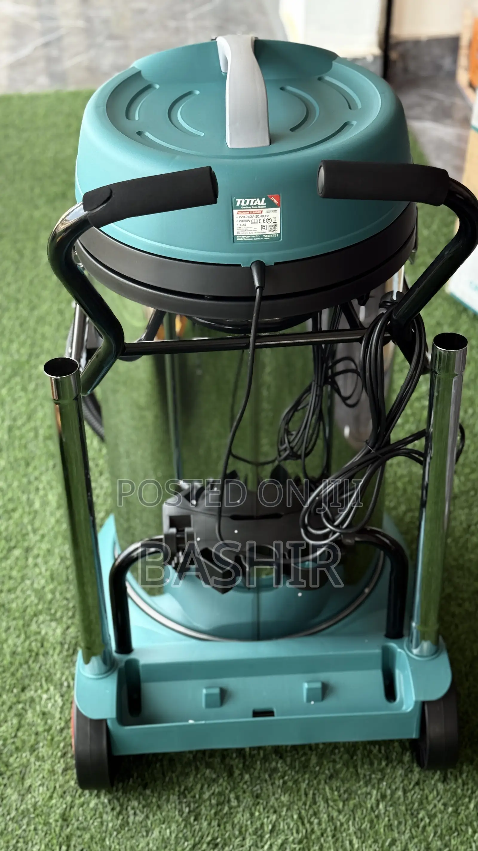 Industrial Vacuum Cleaner
