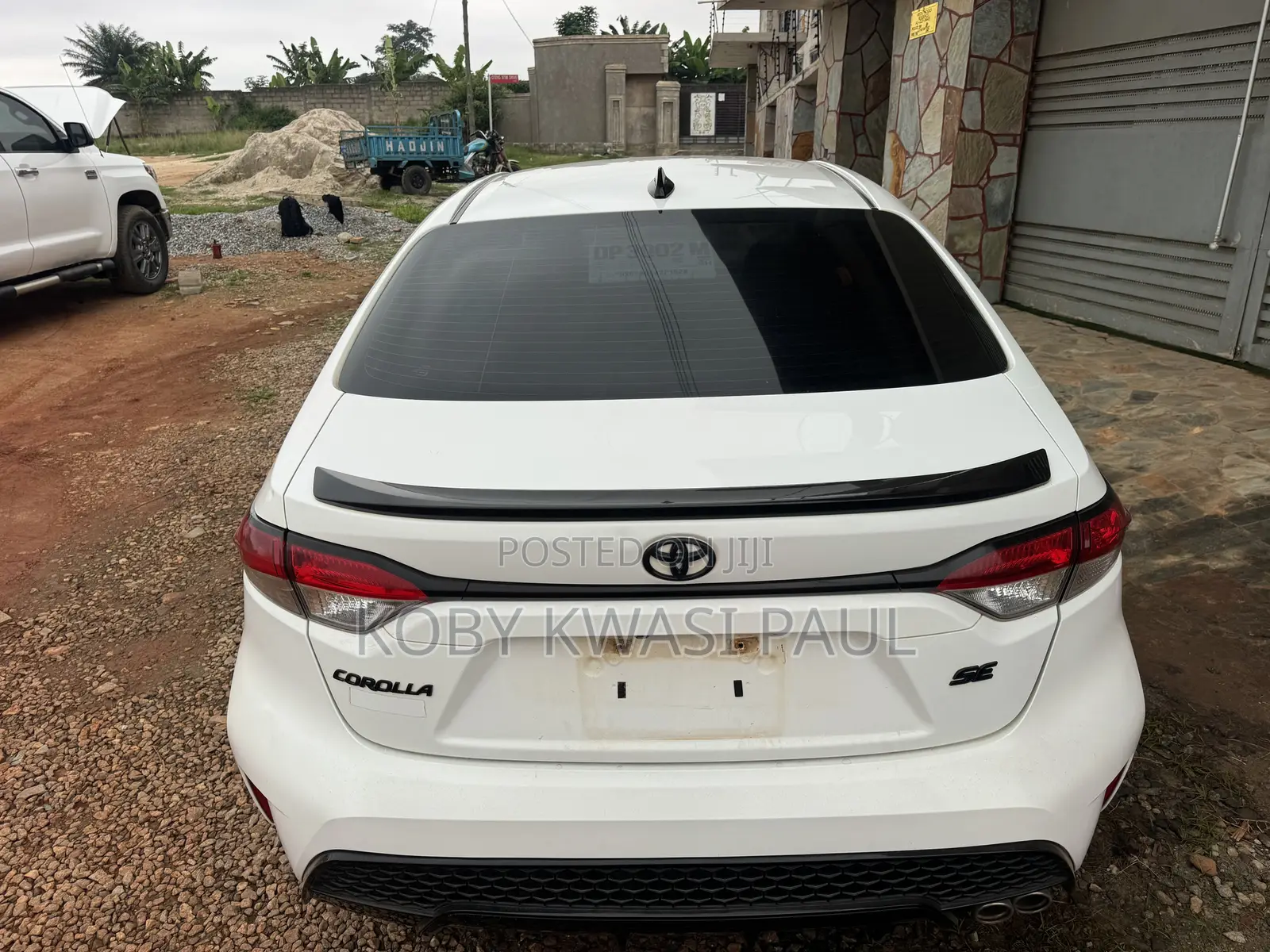 Toyota Corolla SE 2021 White