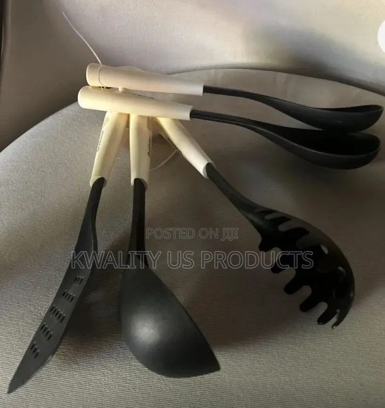 BROOKSTONE 5-Set Nylon Kitchen Spoons
