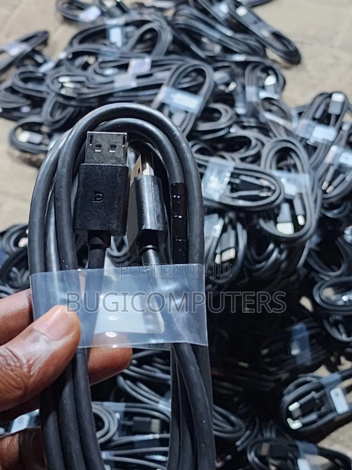 High-Quality DisplayPort to DisplayPort Cable