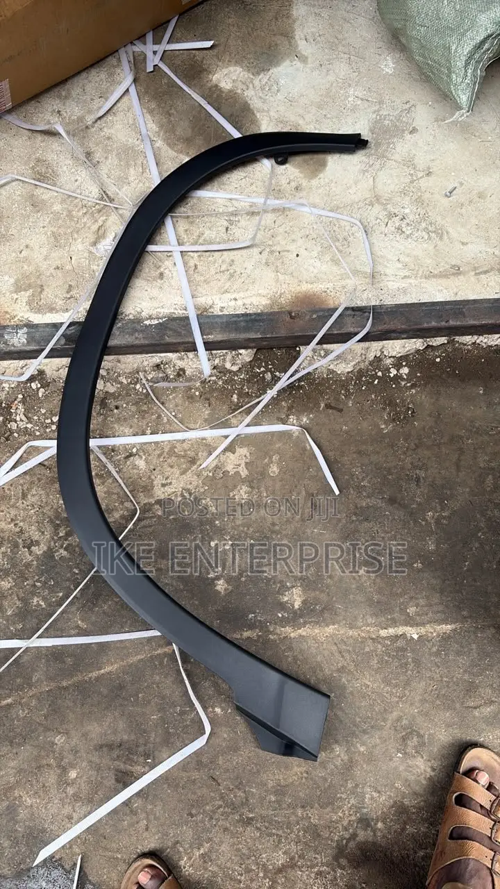 Honda Pilot/Passport Fender Moulding 2018,2019,2020,2021,2022