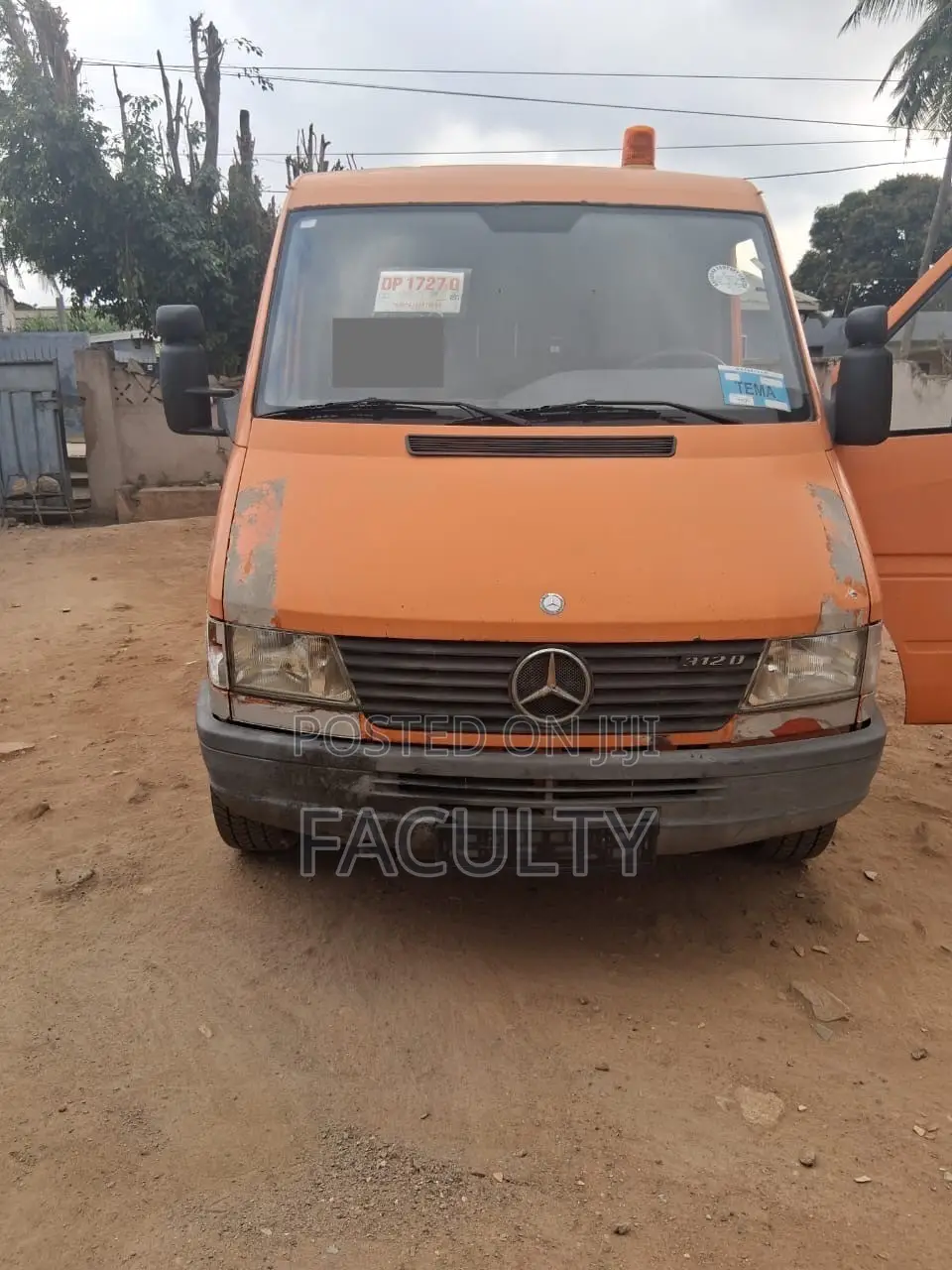 Mercedes-Benz Sprinter 2005 Orange
