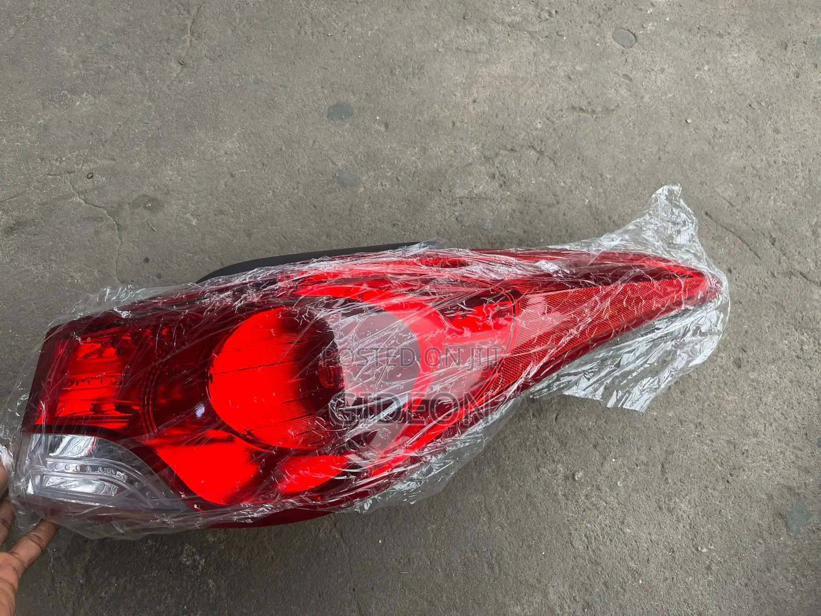 Elantra Headlight and Taillight