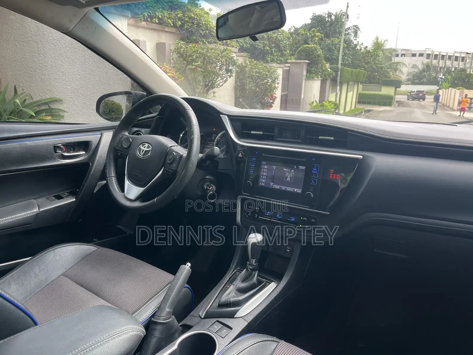 Toyota Corolla 2018 Black