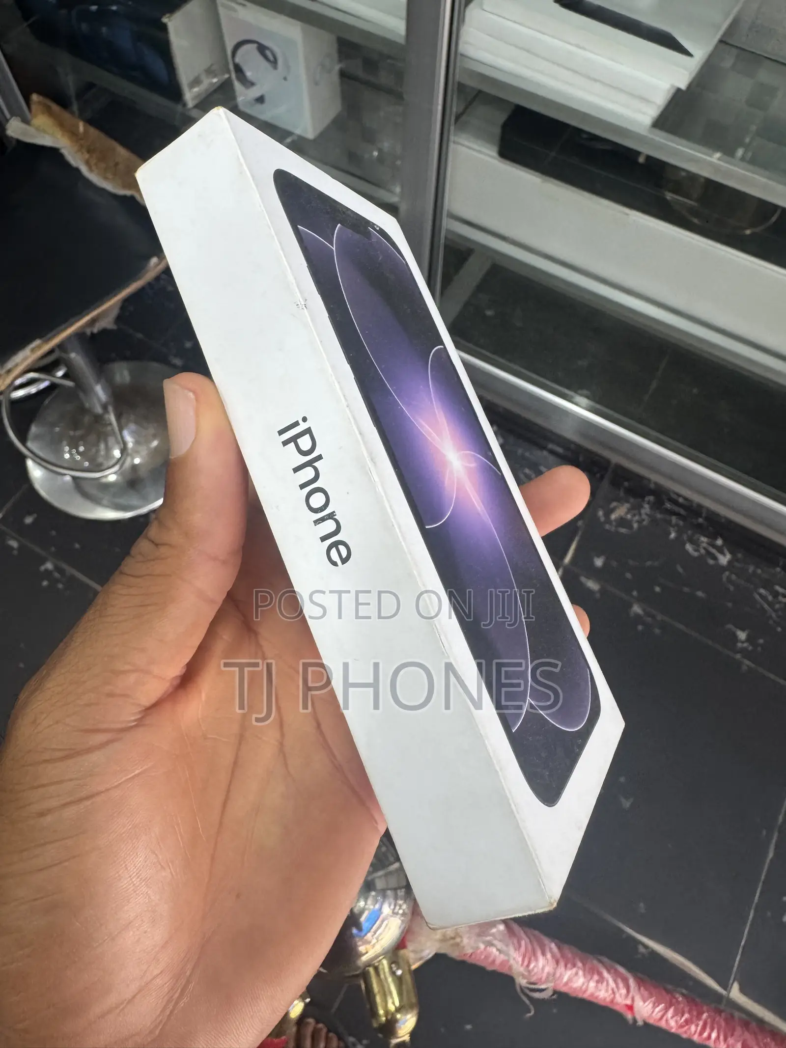 New Apple iPhone 17e 256 GB Black