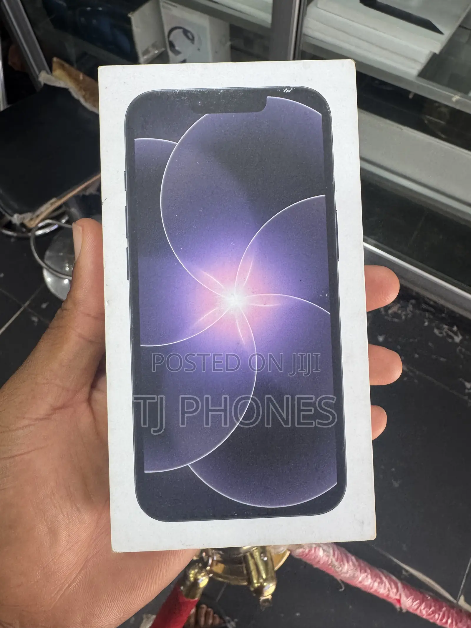 New Apple iPhone 17e 256 GB Black
