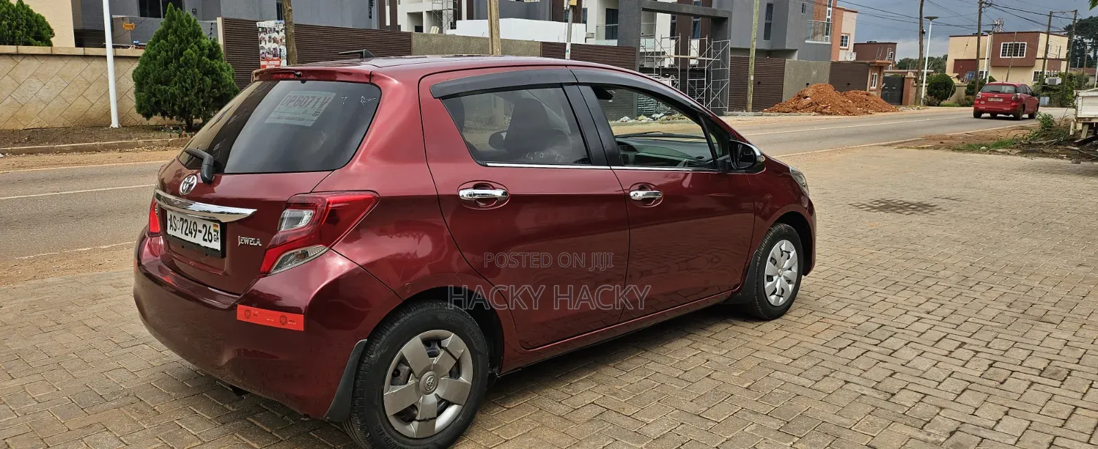 Toyota Vitz 2015 Brown