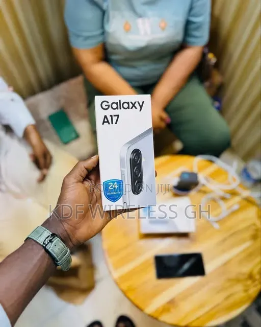 New Samsung Galaxy A17 5G 256 GB Silver