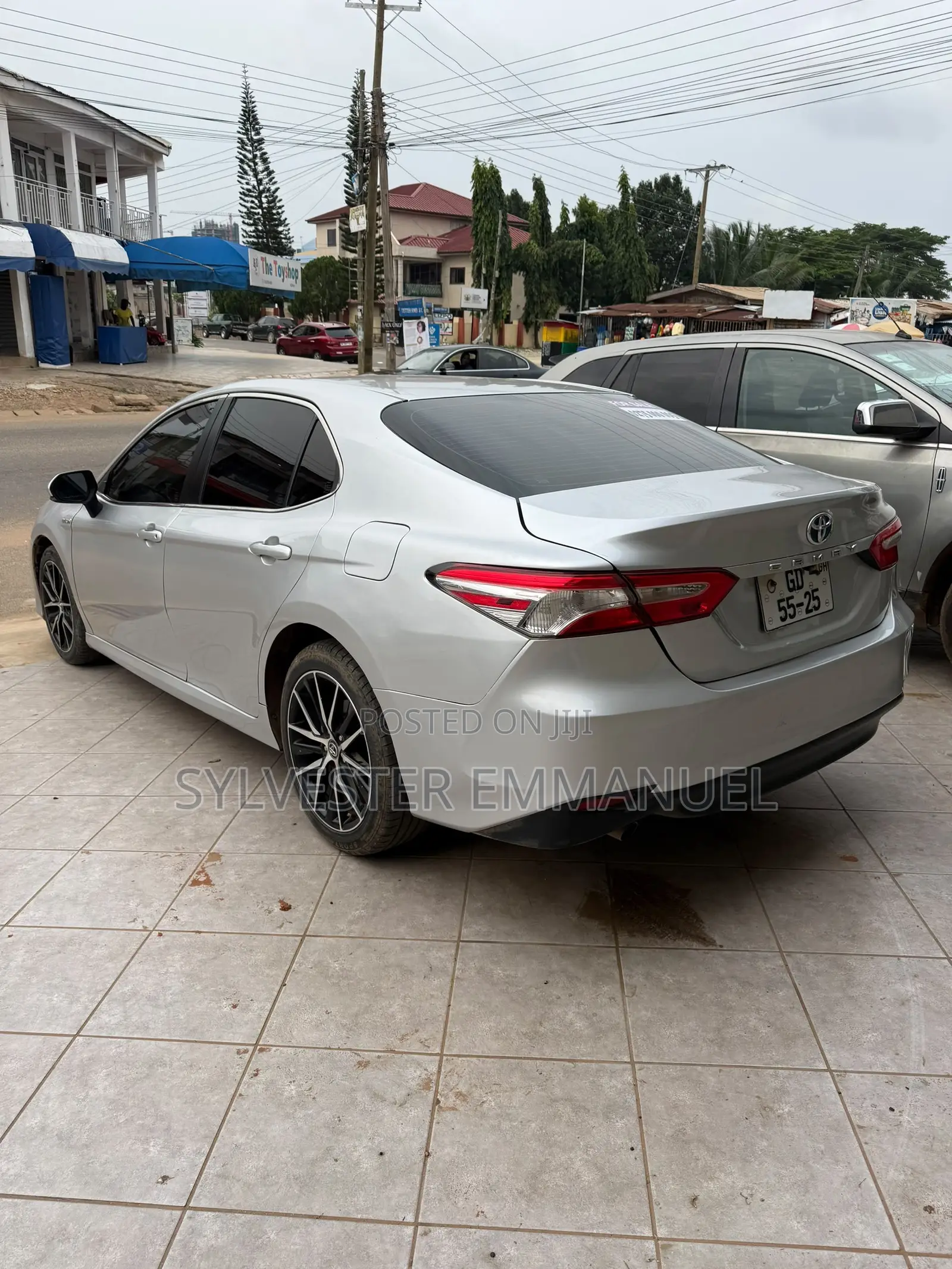 Toyota Camry 2019 Gray