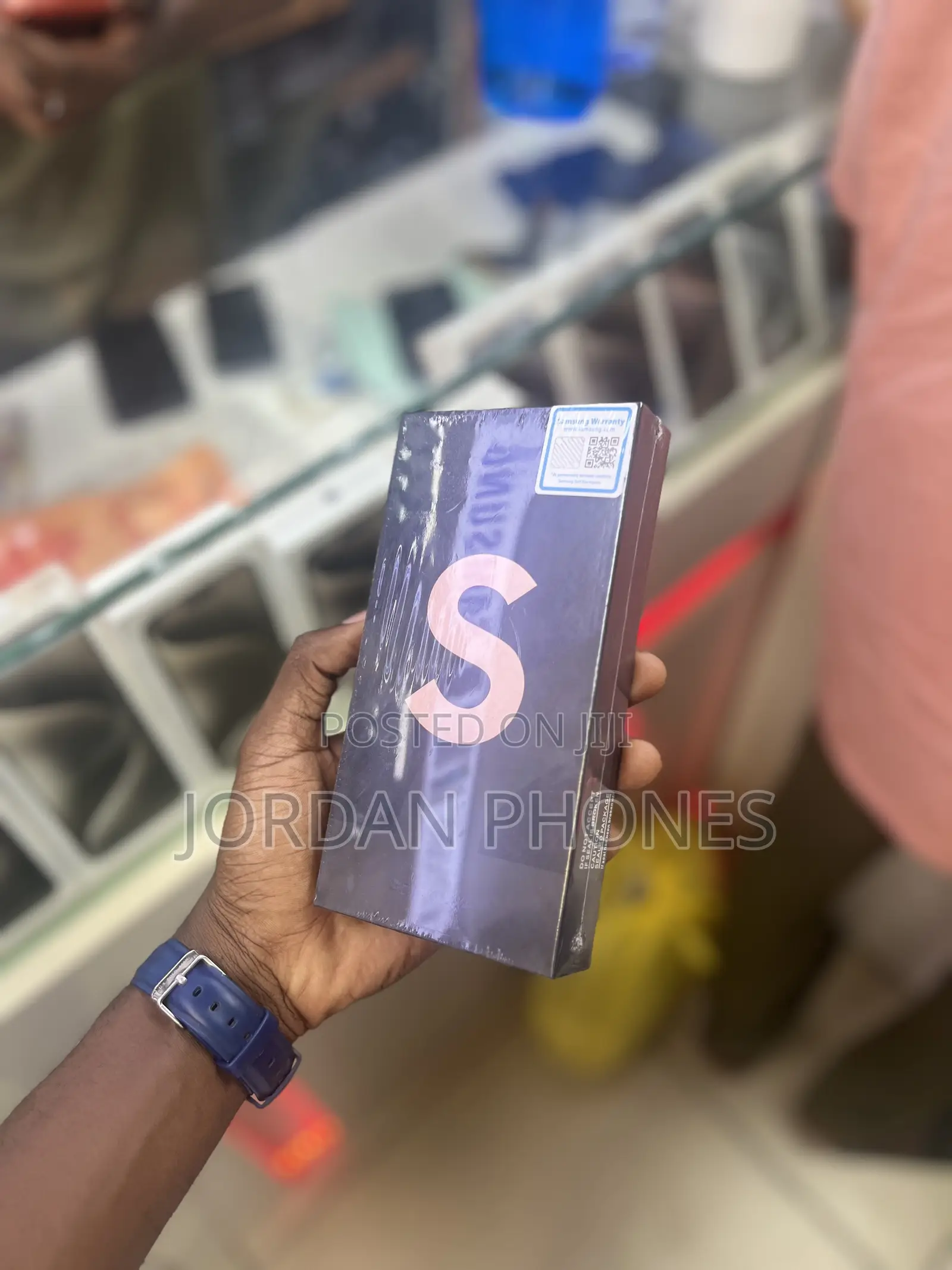 New Samsung Galaxy S22+ 5G 256 GB Gold