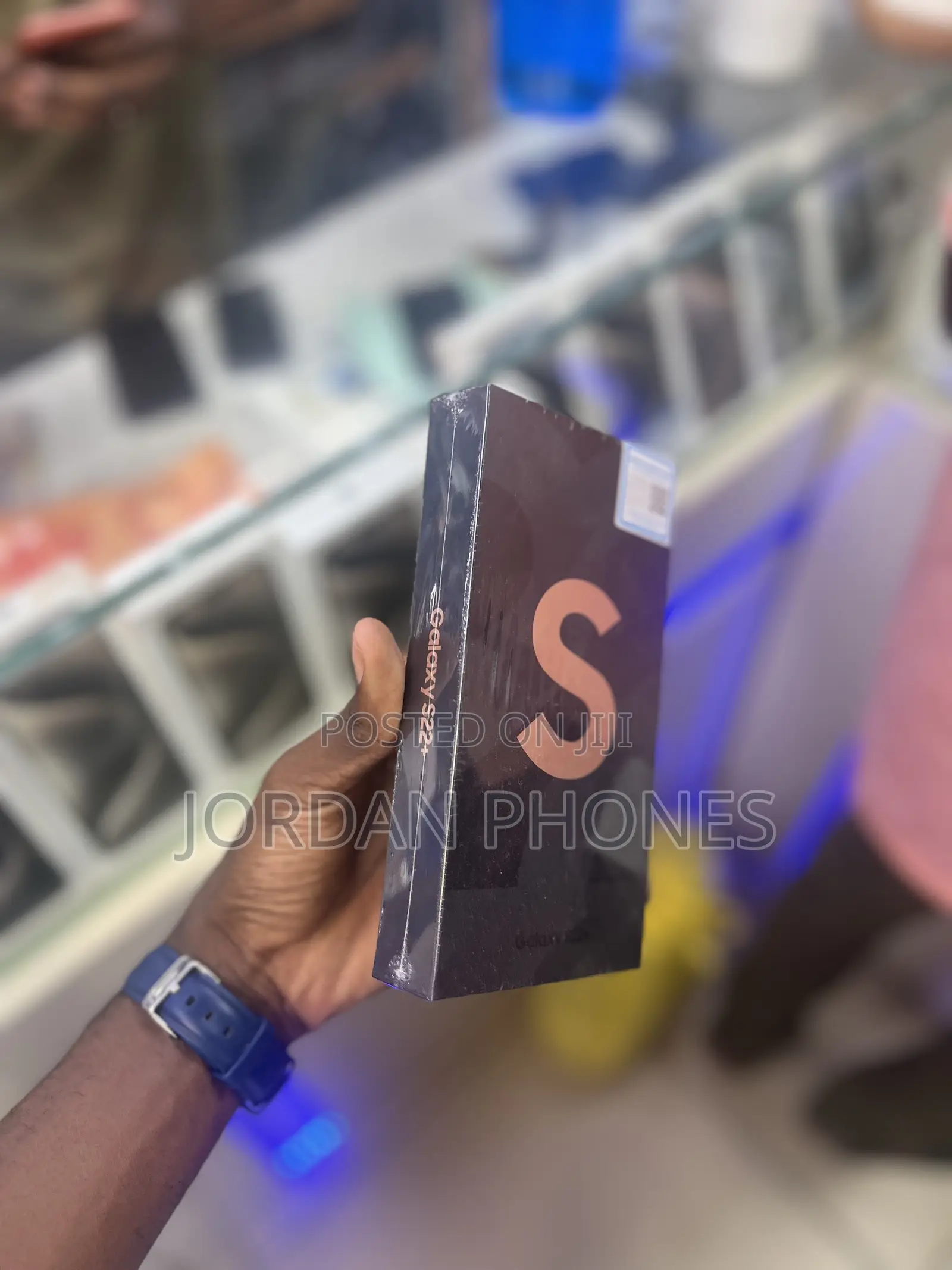 New Samsung Galaxy S22+ 5G 256 GB Gold
