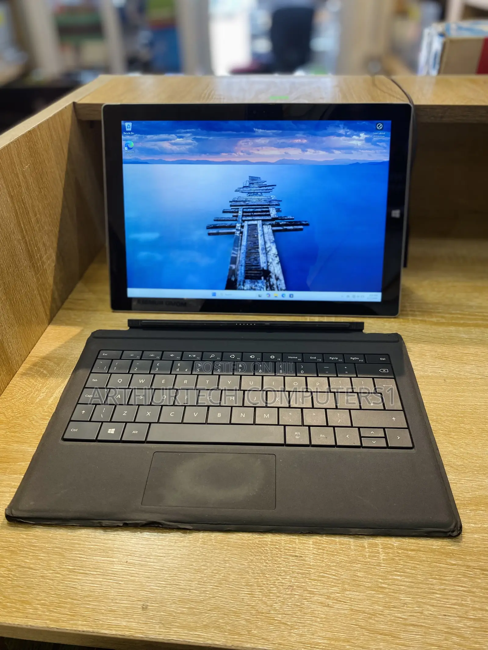 Laptop Microsoft Surface Pro 3 4GB Intel Core i3 SSD 60GB