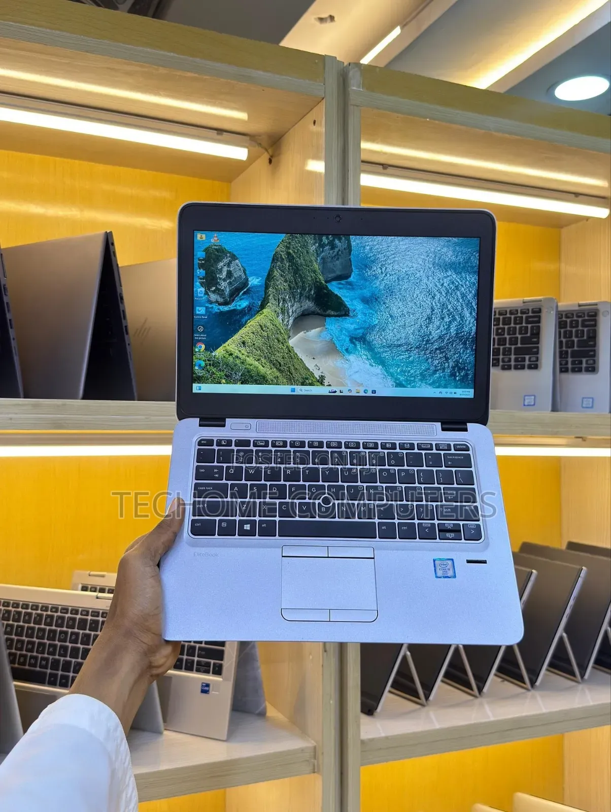 Laptop HP EliteBook 820 G3 8GB Intel Core i5 SSD 256GB
