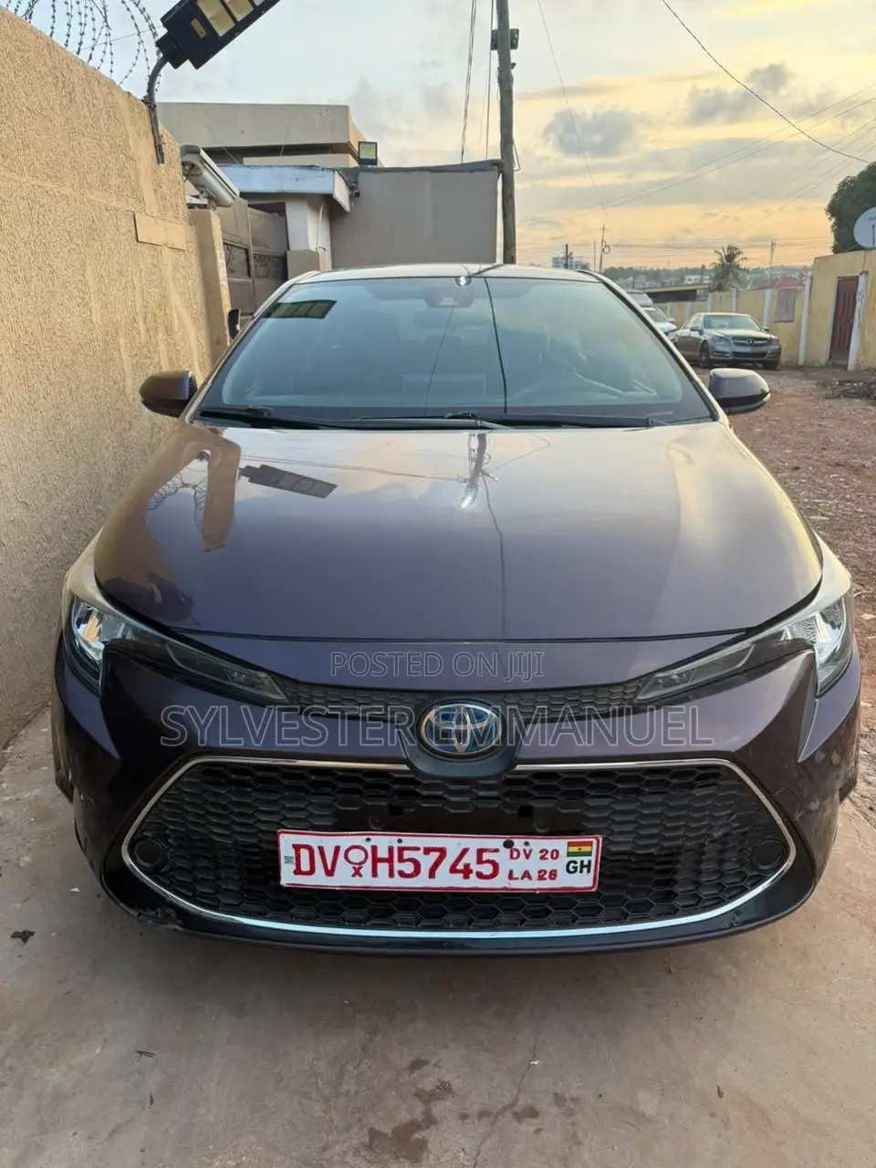 Toyota Corolla LE Eco (1.8L 4cyl 2A) 2019 Brown