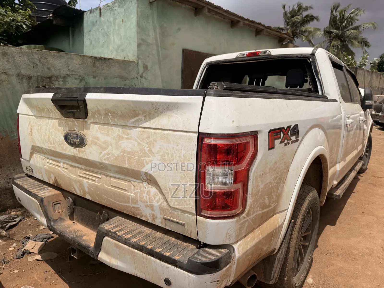 Ford F-150 Lariat 4x4 SuperCrew Cab Styleside 5.5 ft. box 145 in. WB