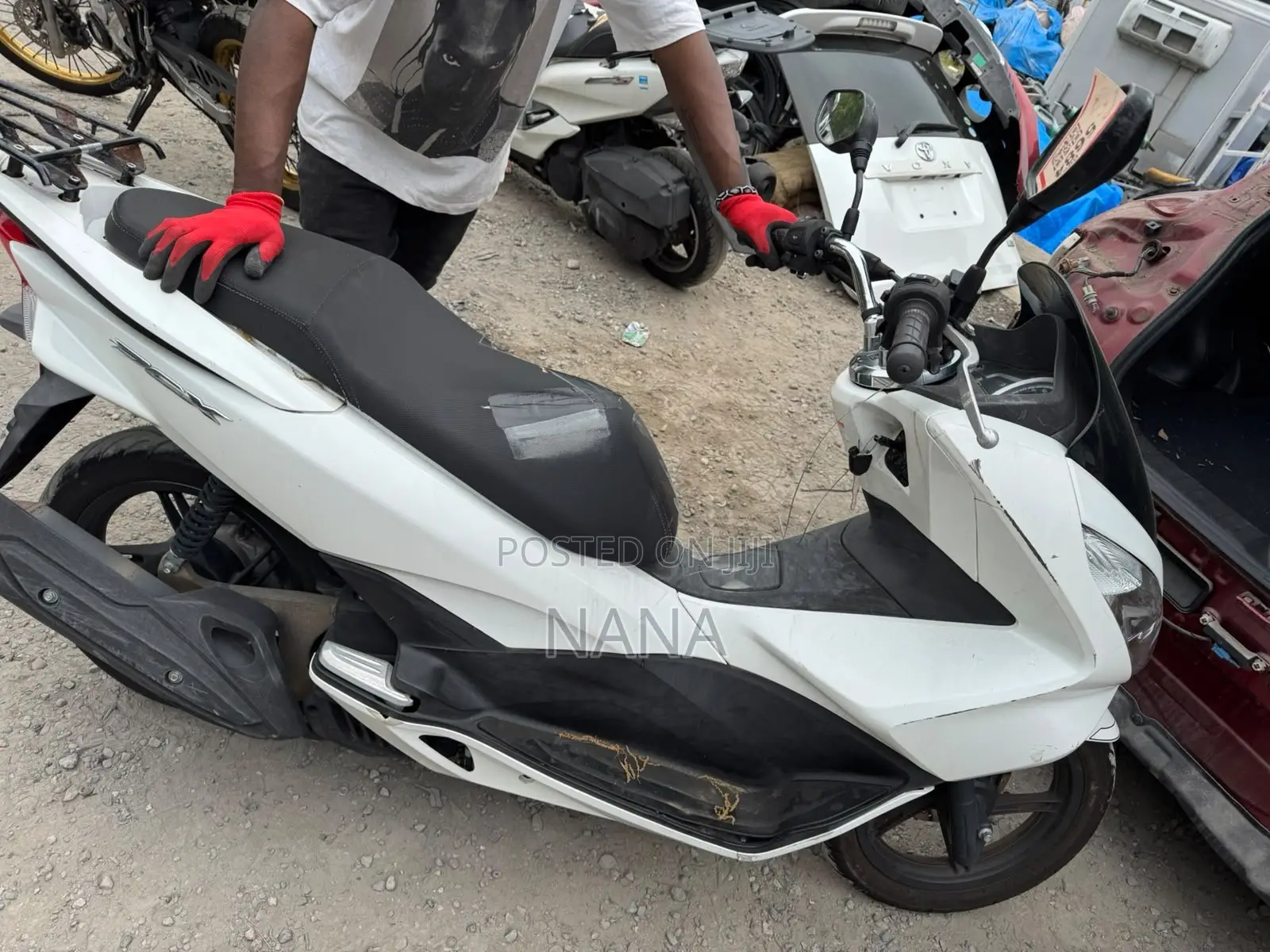 Honda 2022 White