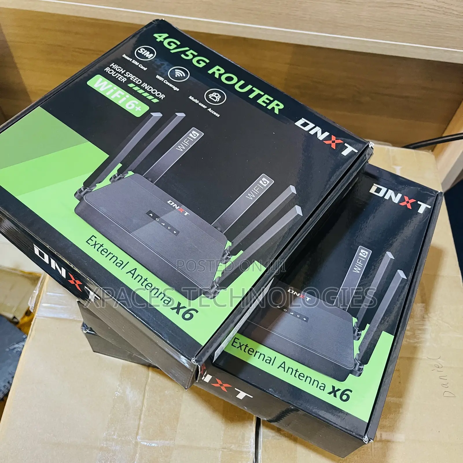 Wi-Fi6+ DNXT WR950 4g/5g LTE Rechargeable Router (MTN, Telecel, Tigo)