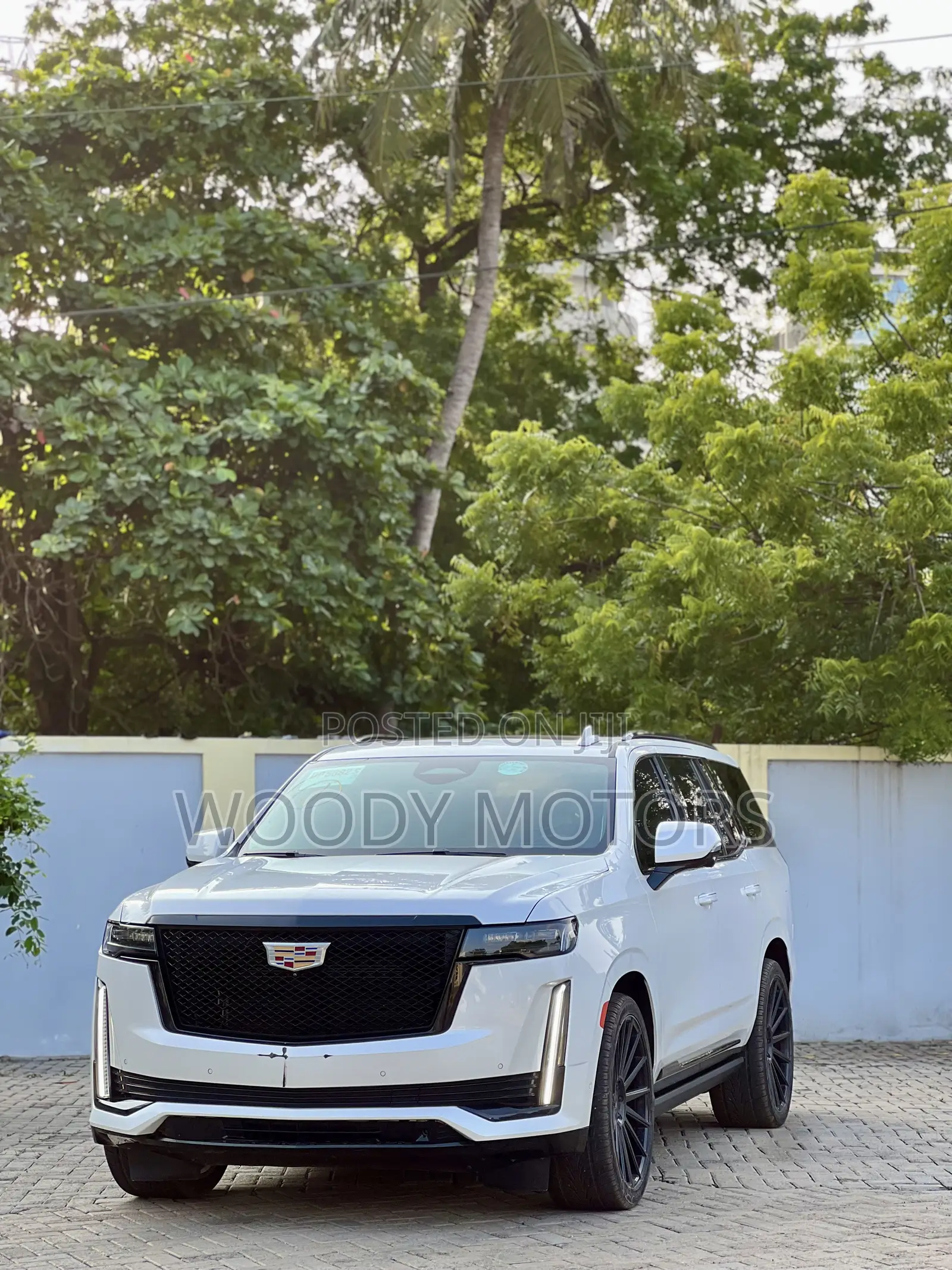 Cadillac Escalade 2022 White