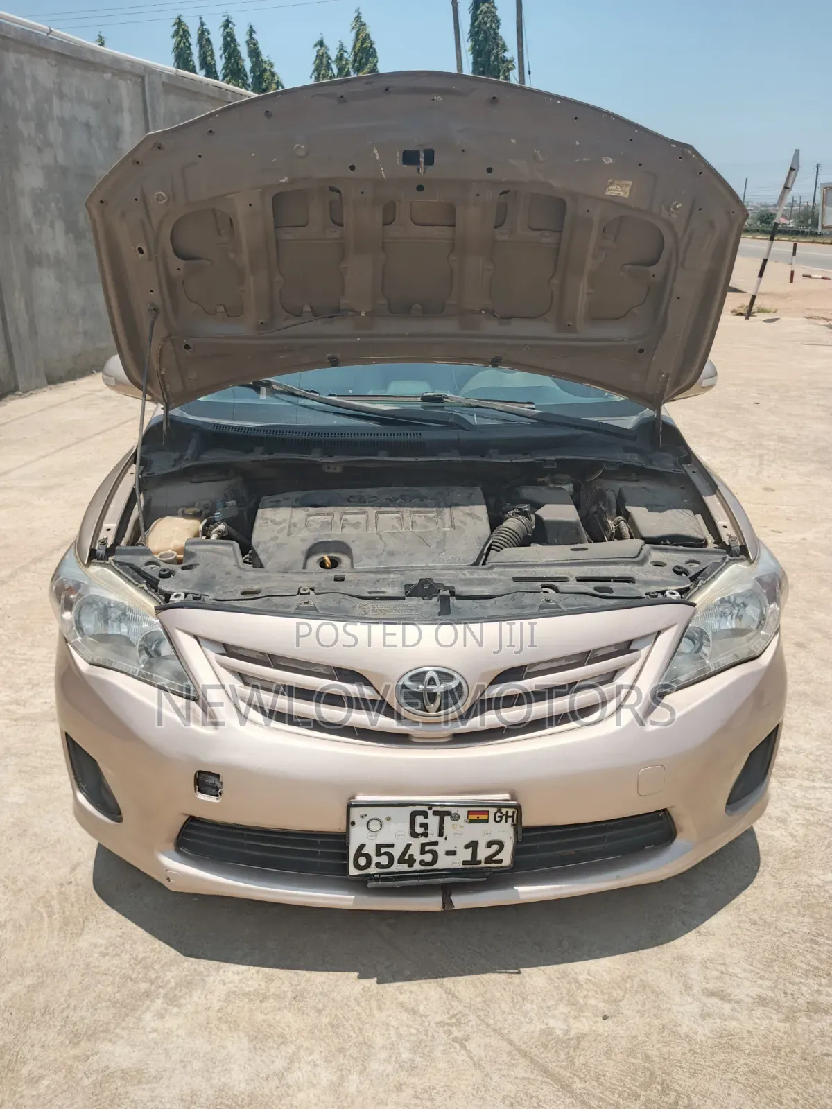 Toyota Corolla 2012 Brown