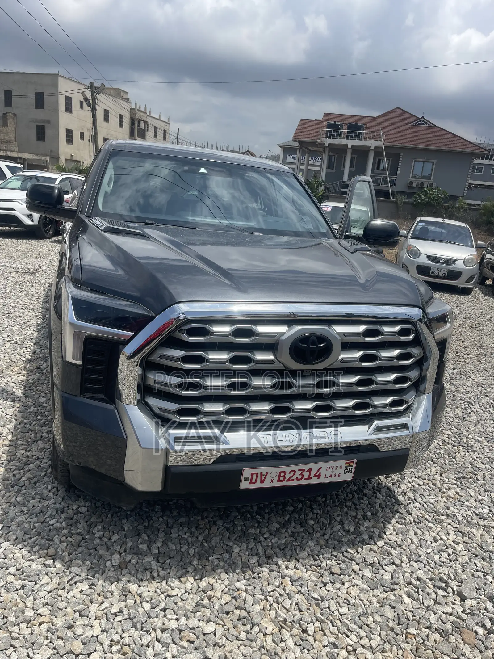 Toyota Tundra 2024 Gray