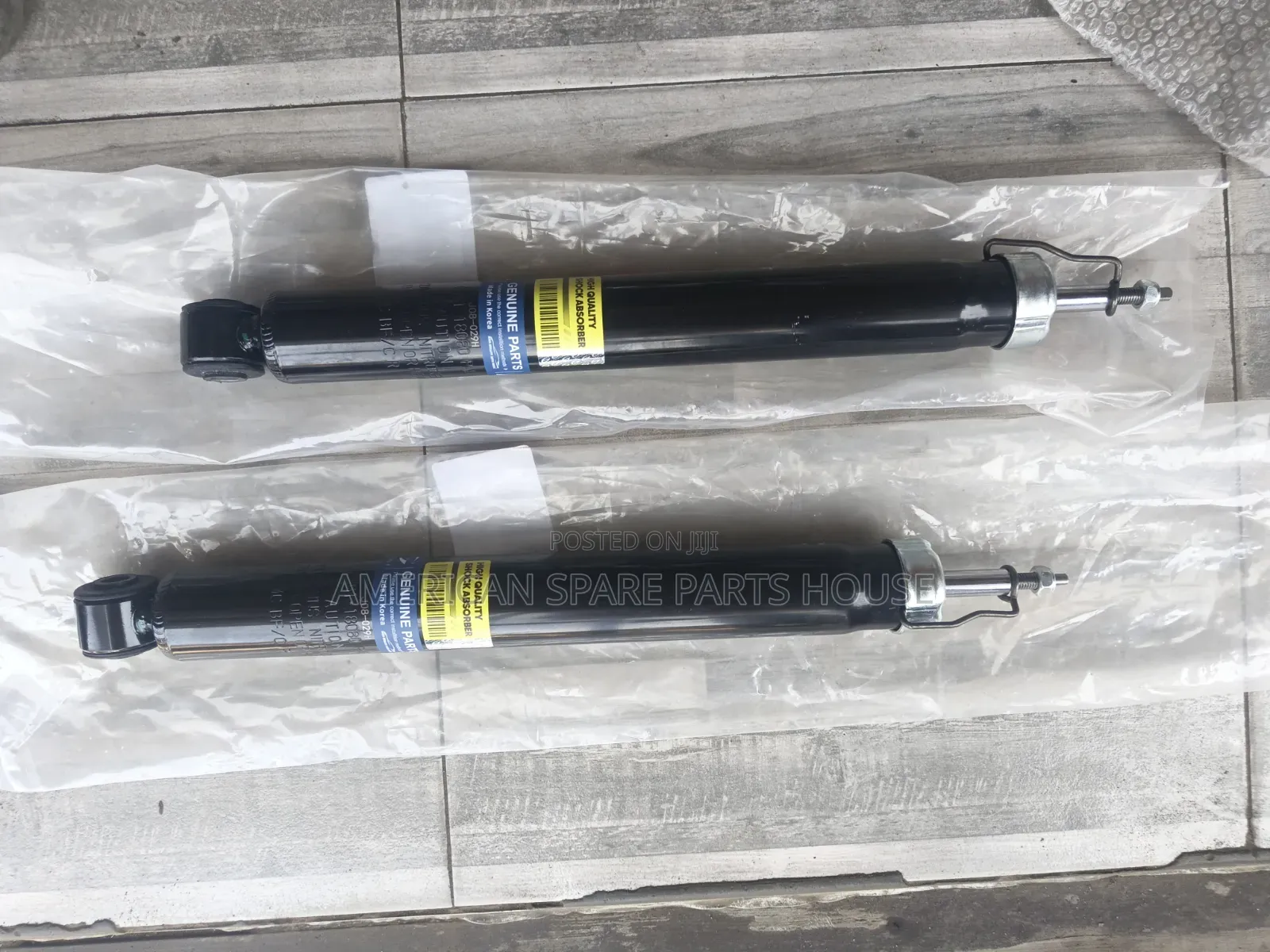 Escape 2013-18 Back Shocks