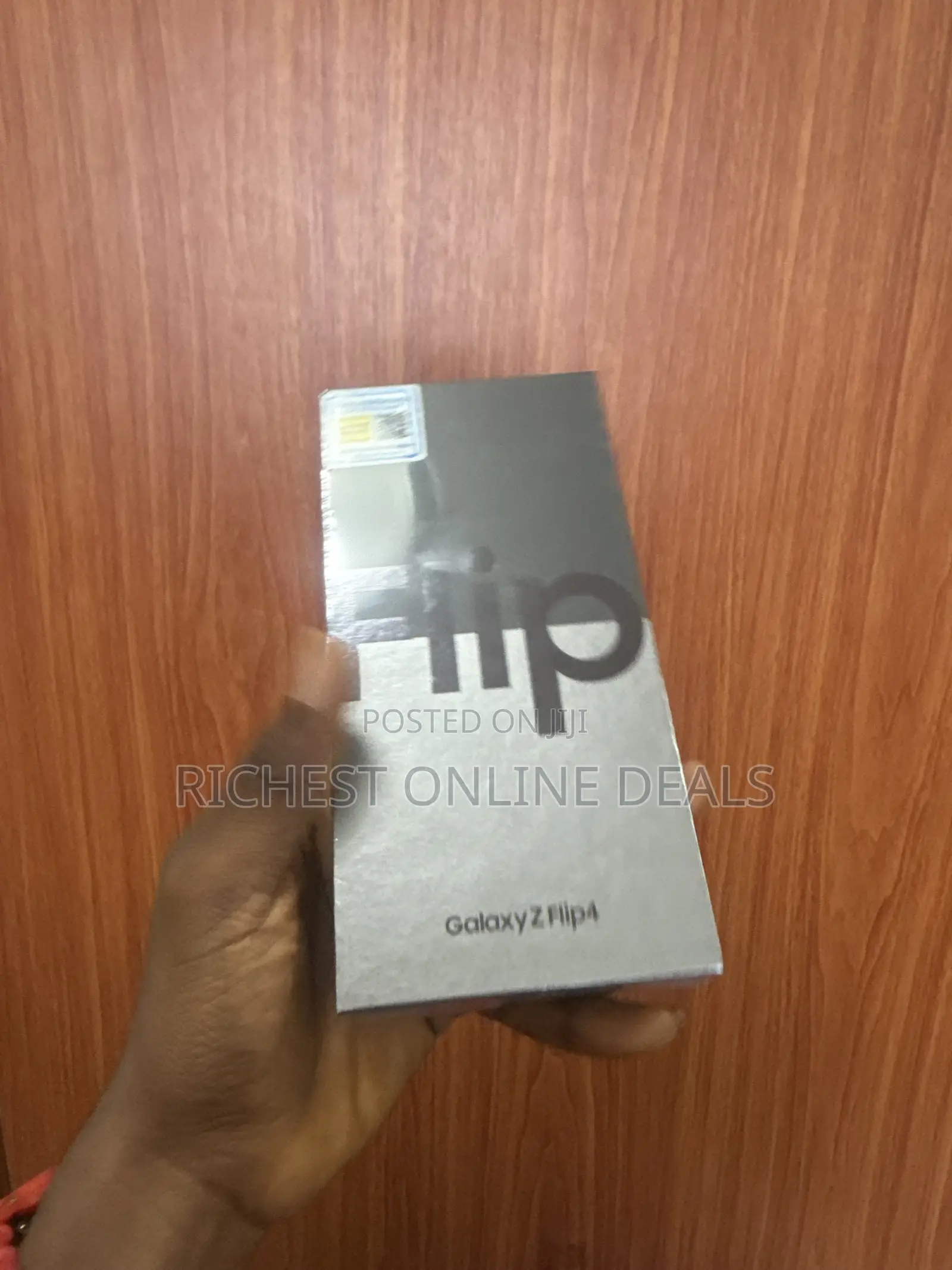 New Samsung Galaxy Z Flip4 256 GB Black